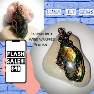 Labradorite Gold and green wire wrap pendant